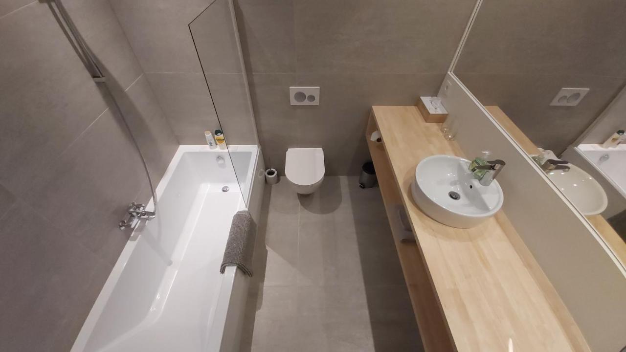 Prive Gastenverblijf In Brugge Fietsen En Garage Inclusief 외부 사진